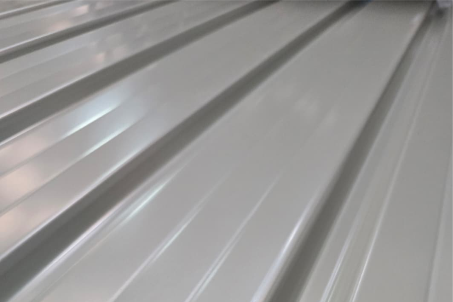 Trapezni lim ili trapezni lim s filcom – što odabrati?